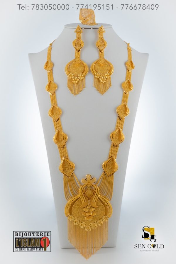 bijouterie de l'islam Sen - gold ensemble india colier boucle d'oreille bague 21 caratsen Gold