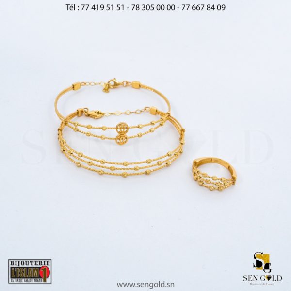 Bracelets et bague en Or 18 carats 15.1 grammes Bijouterie de l'islam sen - gold