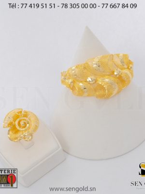 Bijouterie de l'islam sengold Bracelet et bague en Or 18 carats 20.7 grammes
